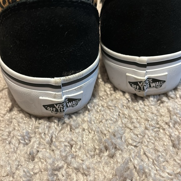 Leopard Print Van Sneakers - Picture 5 of 5